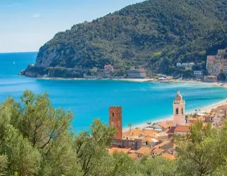Oda ve Kahvaltı La Testa Fra Le Nuvole Finale Ligure